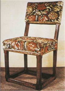 Farthingale chair